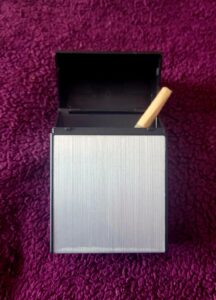 Cigarette case and lighter